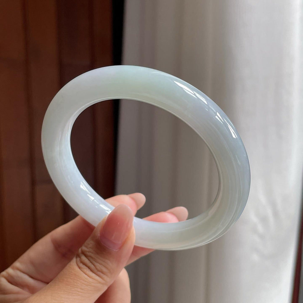 糯冰淡底色圆条手镯 57圈 天然缅甸A货翡翠（yc693816）