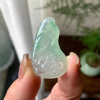 糯冰种淡晴底荷花挂件（yc284456）