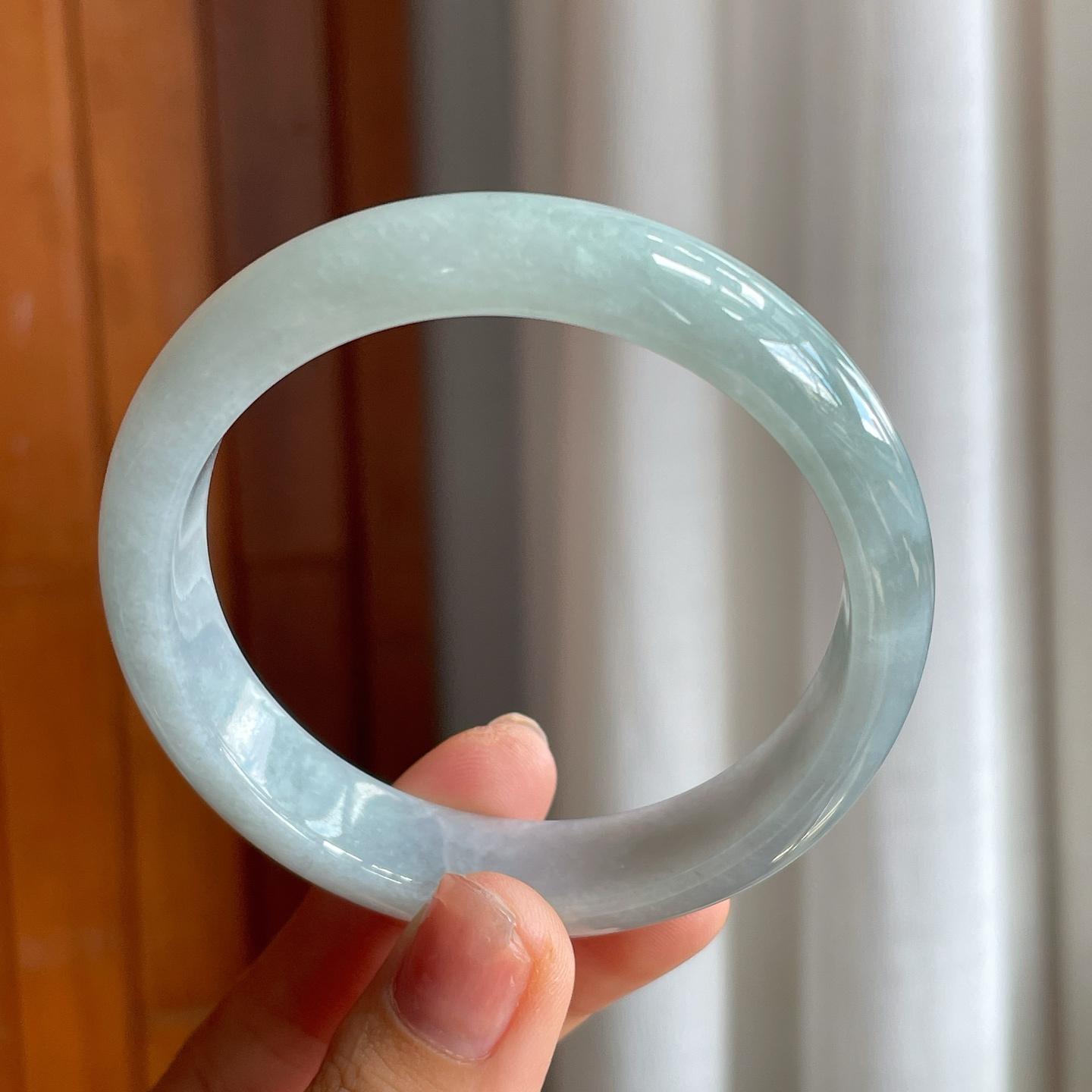 糯冰淡底色翡翠平安镯（57.5mm）（yc215242）