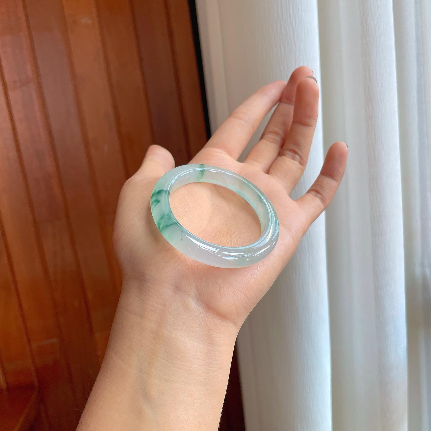 冰种飘花翡翠贵妃镯（53mm）（yc274639）