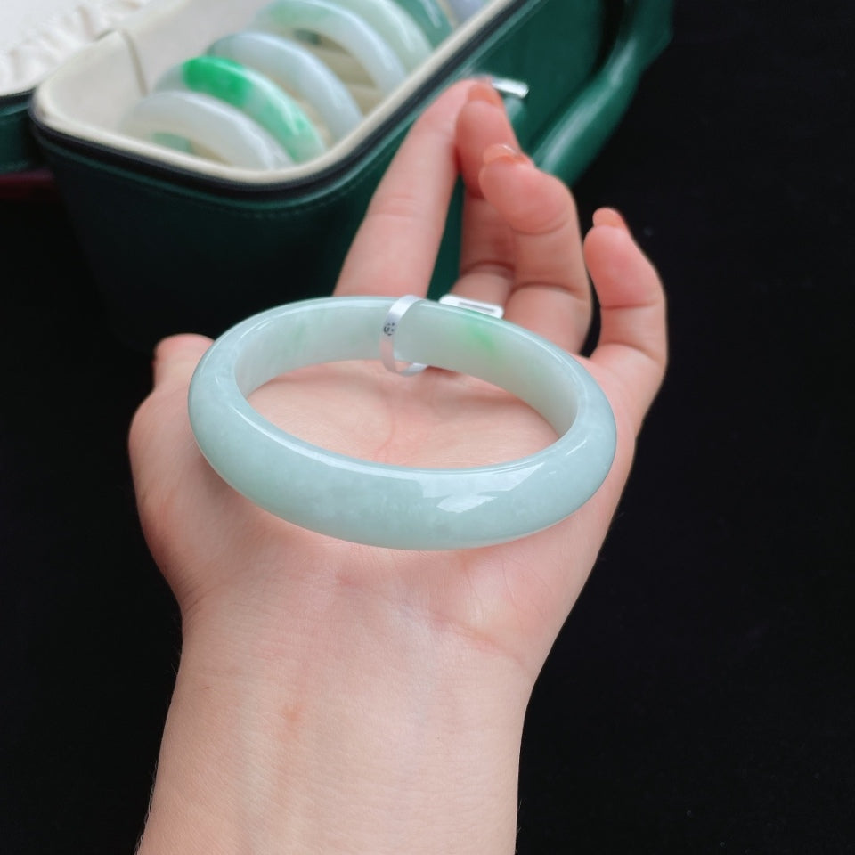 细糯种白底青 正圈翡翠手镯（57mm）（yc017161）
