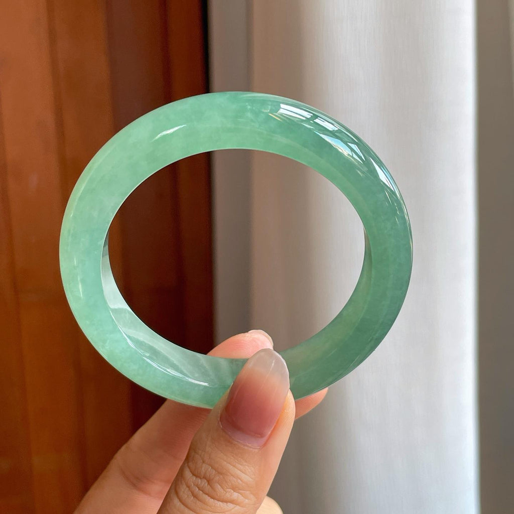 糯冰湖水绿翡翠平安镯（56.5mm)（yc311408）