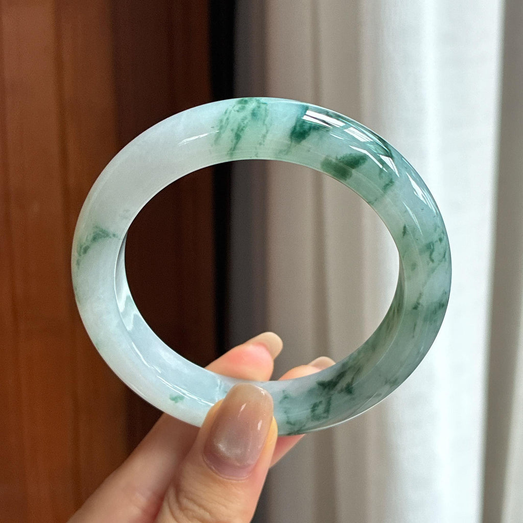 Vòng tay tròn bình an hạt mịn hoa bay, size 56, Ngọc phỉ thúy tự nhiên loại A Myanmar (yc450848)