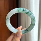 Vòng tay tròn bình an hạt mịn hoa bay, size 56, Ngọc phỉ thúy tự nhiên loại A Myanmar (yc450848)
