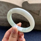 小圈口 细糯种淡晴底正圈平安镯 53圈口 天然缅甸A货翡翠（yc345055）