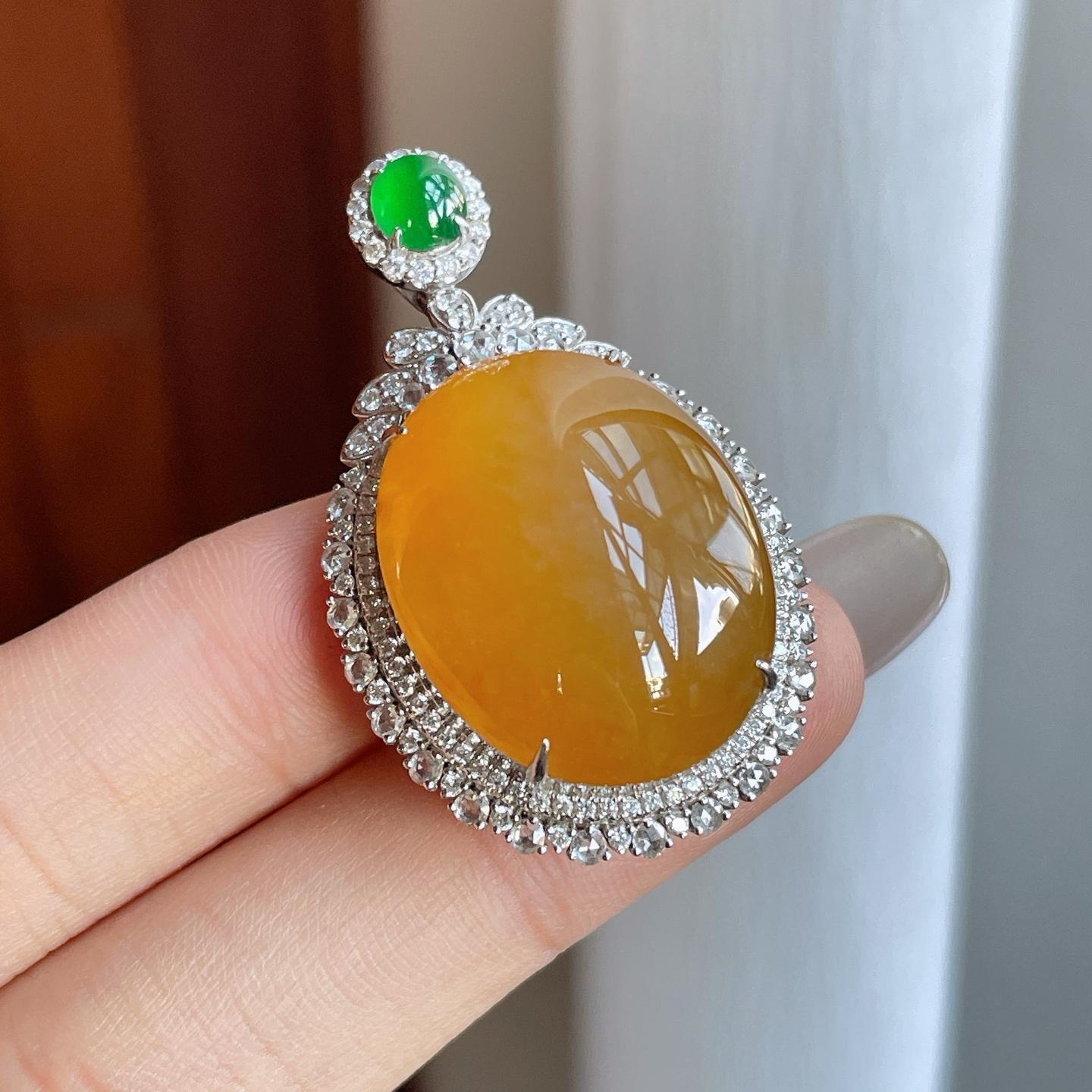 18k金钻镶糯冰黄翡翡翠鸽子蛋（yc270314）