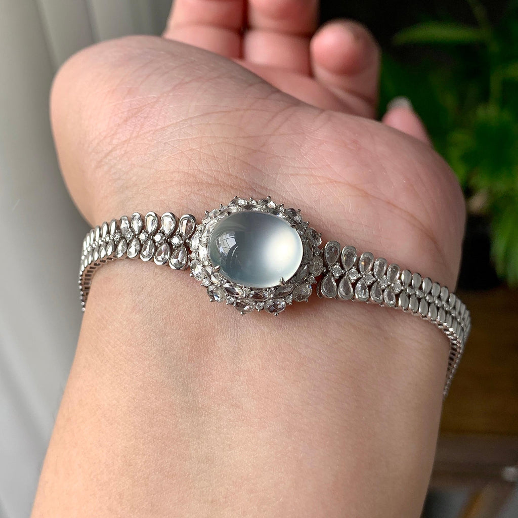 18K金钻镶冰种无色蛋面手链（yc224989）