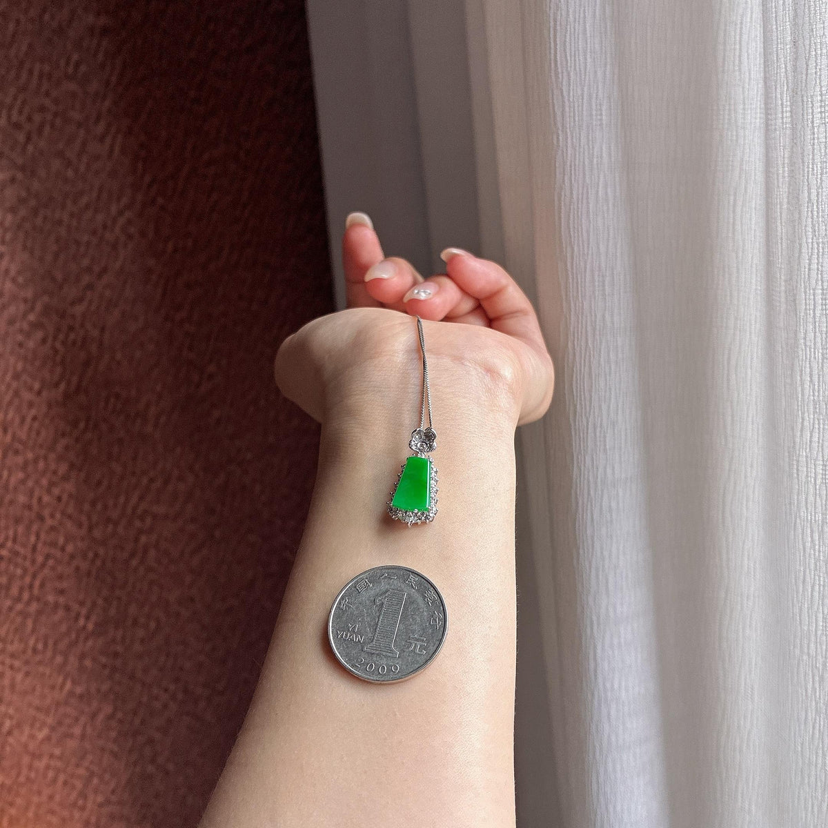 18K金镶糯冰种满绿无事牌挂件（yc759622）