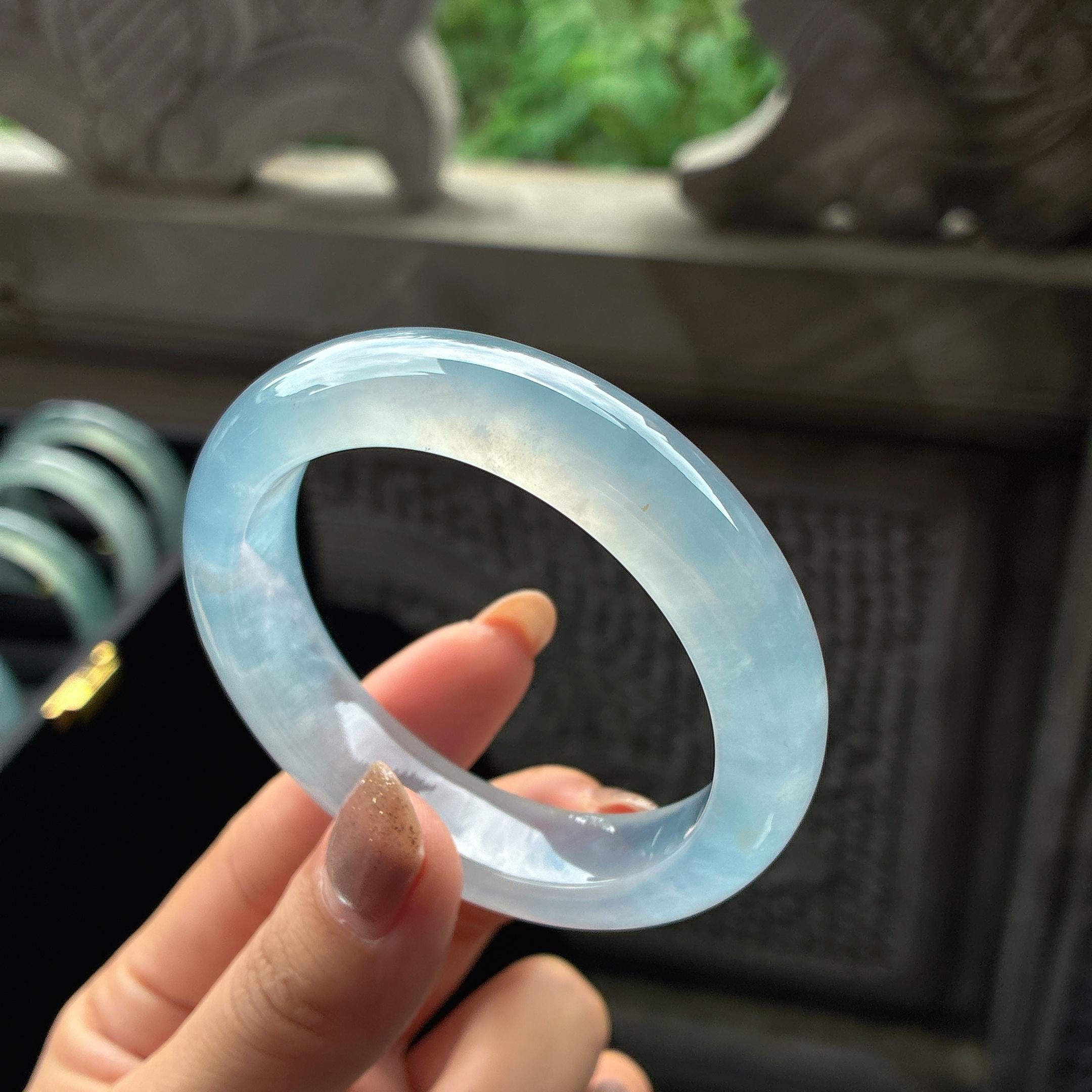 高冰种起光蓝晴正圈平安镯 53圈 天然缅甸A货翡翠（yc454023）
