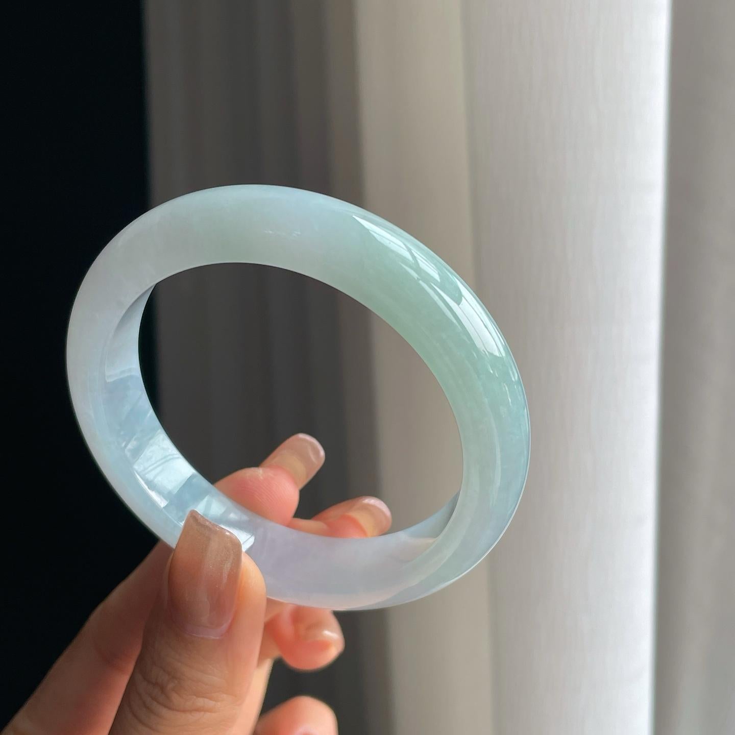 冰种带底色翡翠平安镯（56mm）（yc378053）