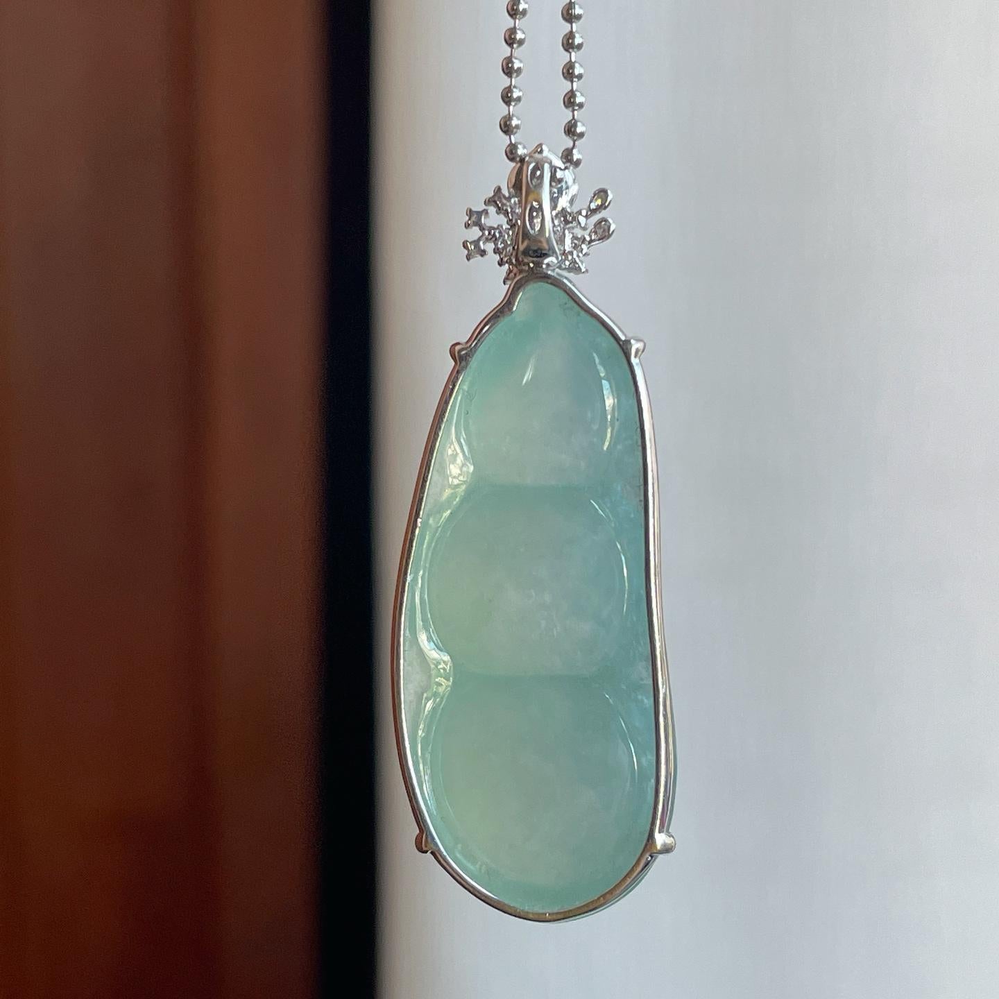 18k金镶冰种蓝晴底翡翠豆子（yc242742）