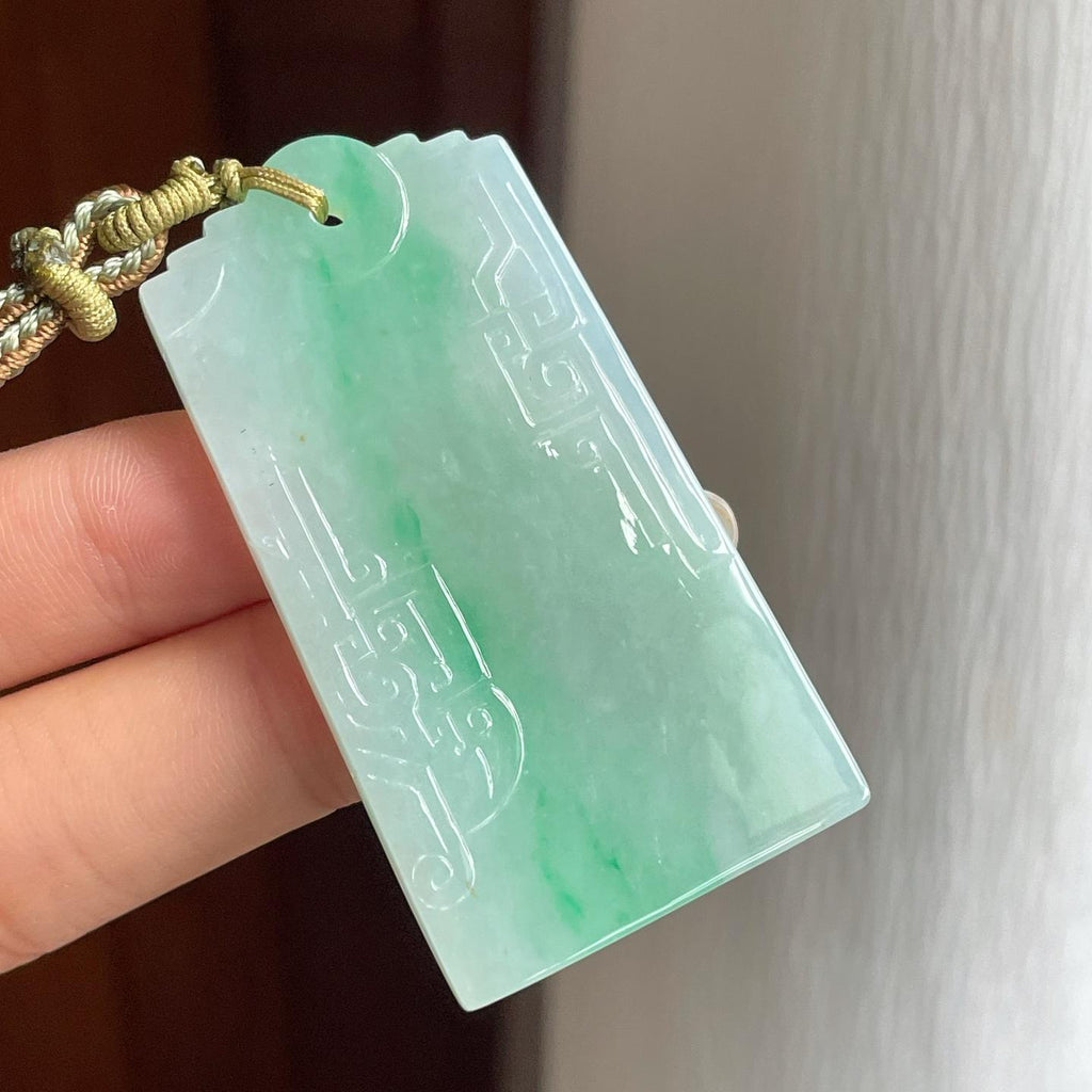 糯冰飘绿花翡翠仿古无事牌（yc260374）