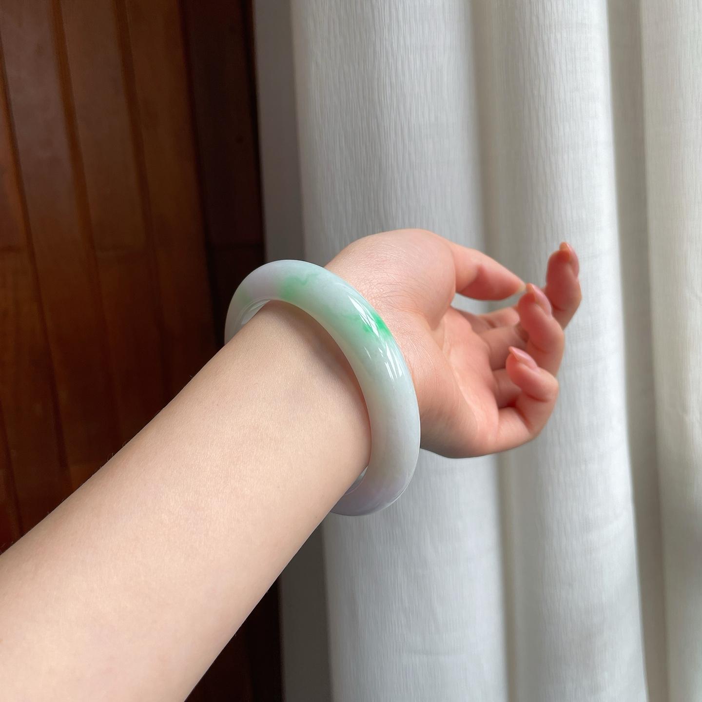 糯冰淡春彩翡翠平安镯（57.7mm)（yc349365）