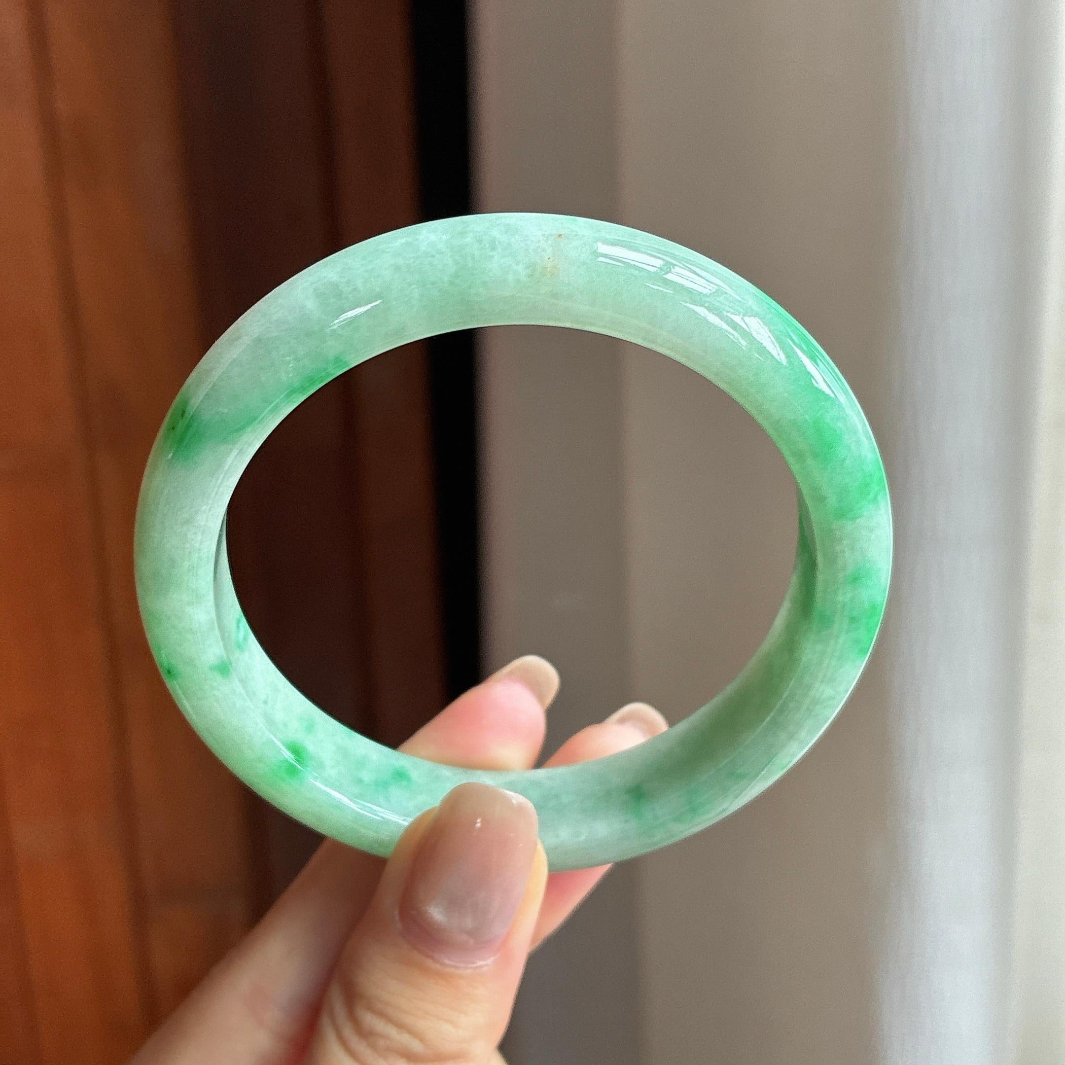 糯冰带色翡翠平安镯 57圈（yc436478）
