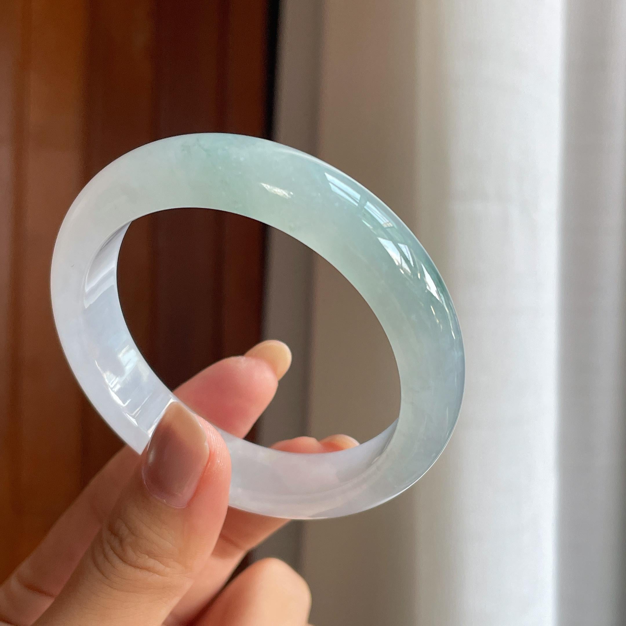 糯冰飘花翡翠平安镯（56.2mm）（yc415364）