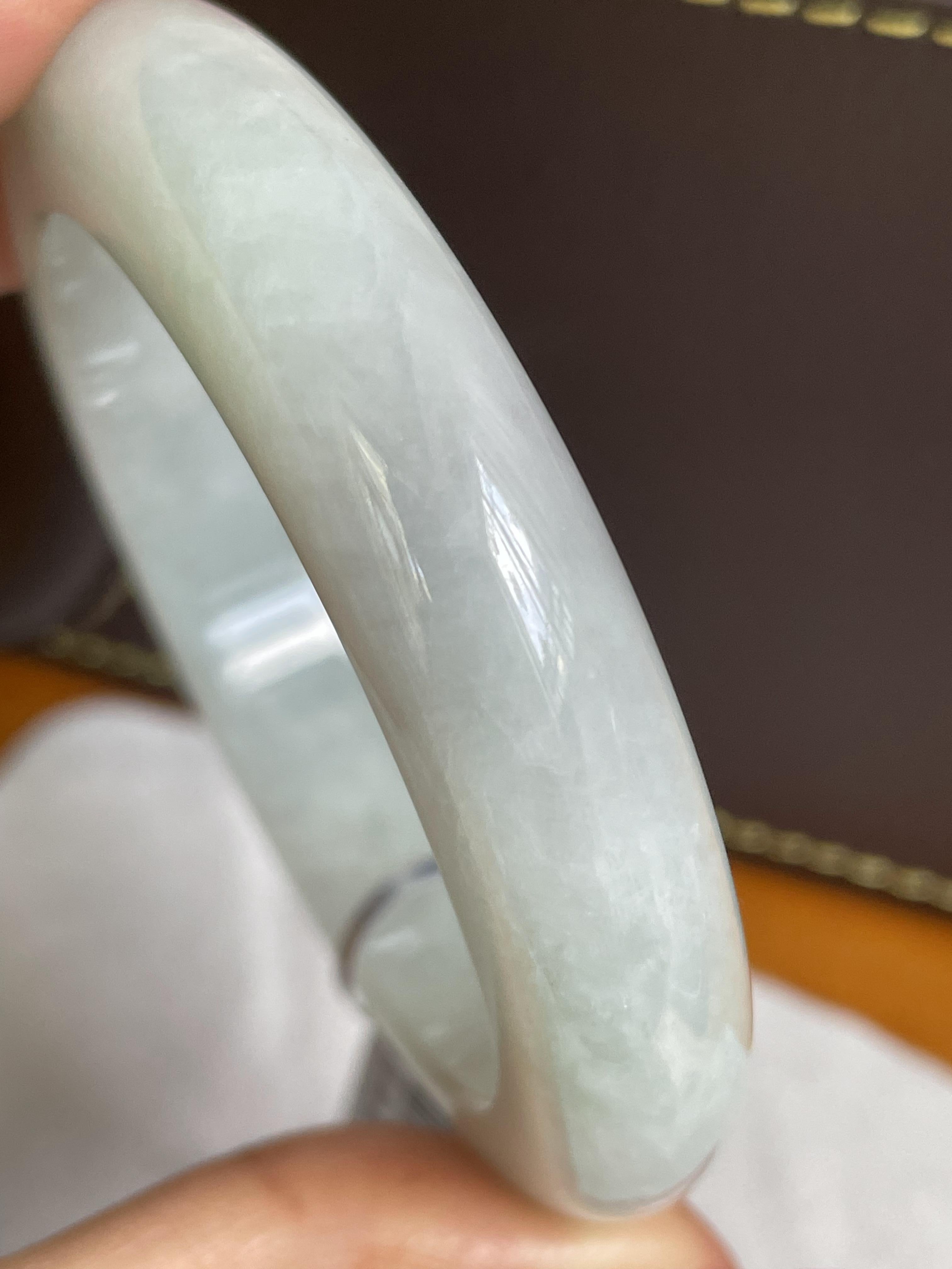 细糯种淡晴底正圈平安镯55圈       天然缅甸A货翡翠（yc433708）