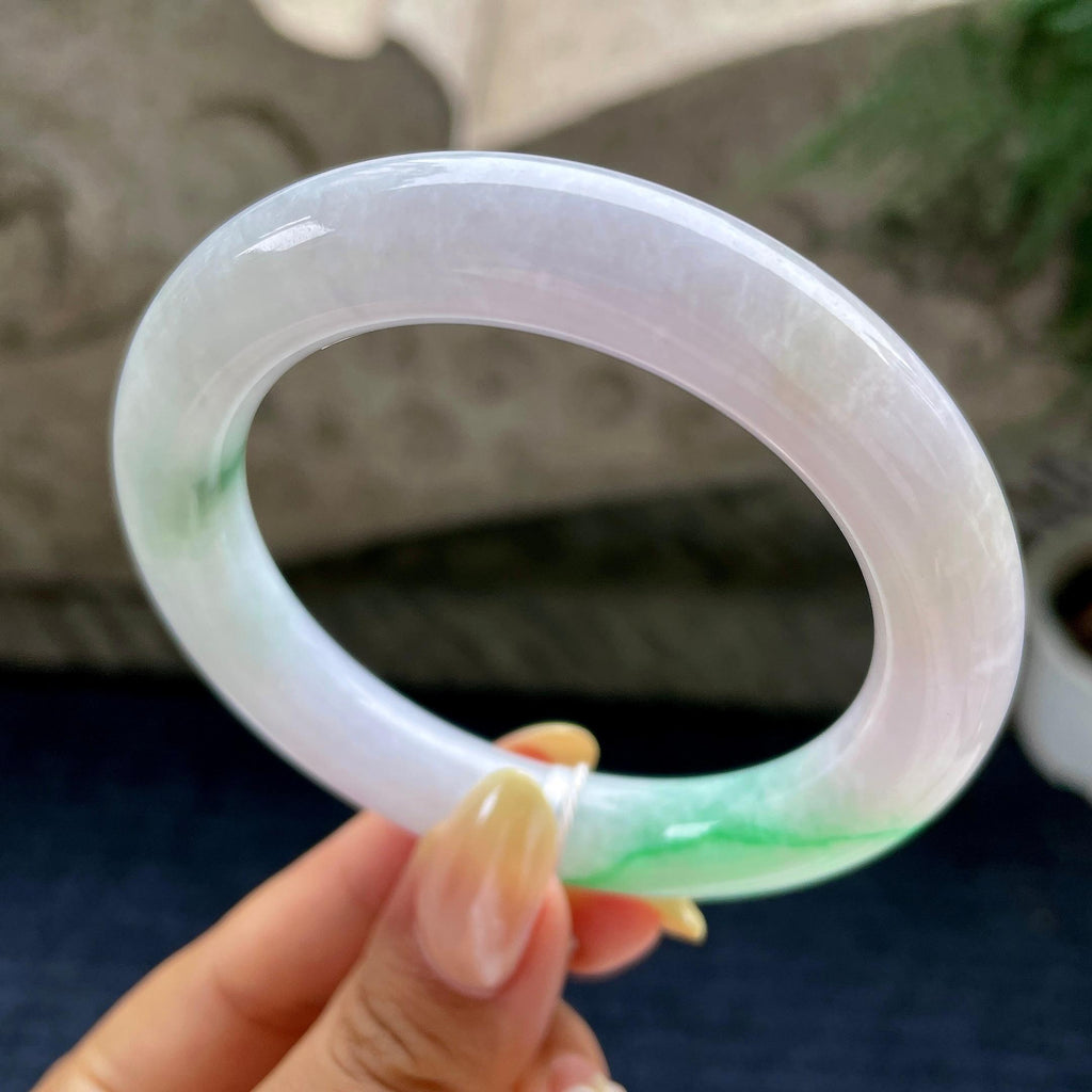 细糯种淡紫底飘翠绿圆条手镯56.2圈 天然缅甸A货翡翠（yc460683）