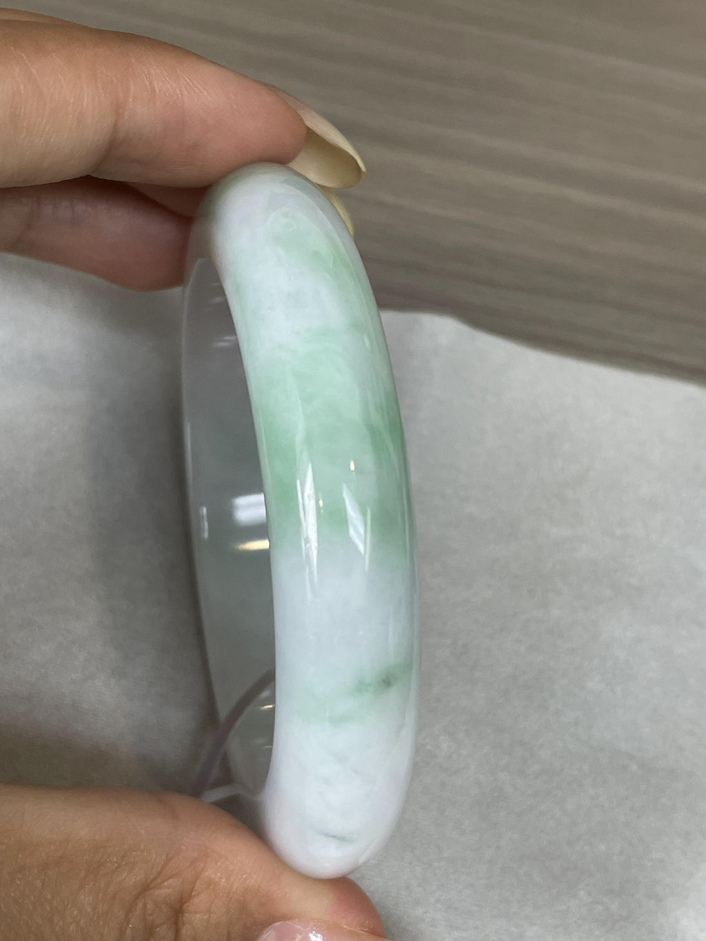 细糯种飘绿正圈平安镯54圈 天然缅甸A货翡翠（yc489144）