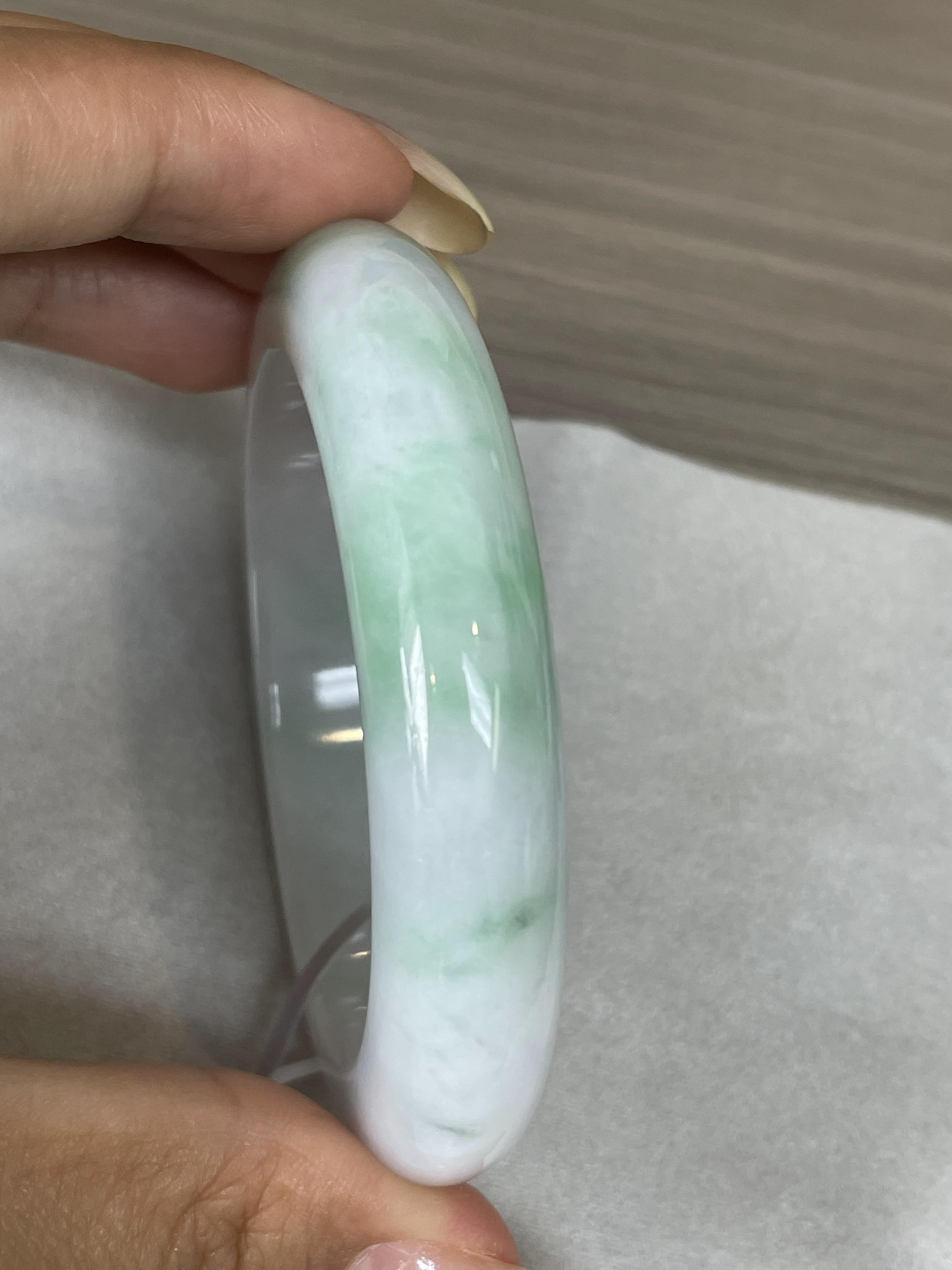 细糯种飘绿正圈平安镯54圈 天然缅甸A货翡翠（yc489144）