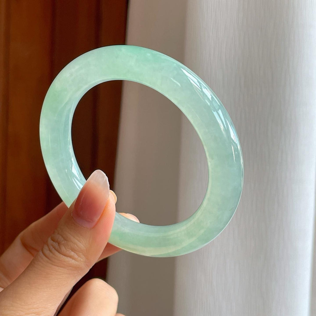 冰种晴底翡翠圆条手镯（57.6mm）（yc310955）