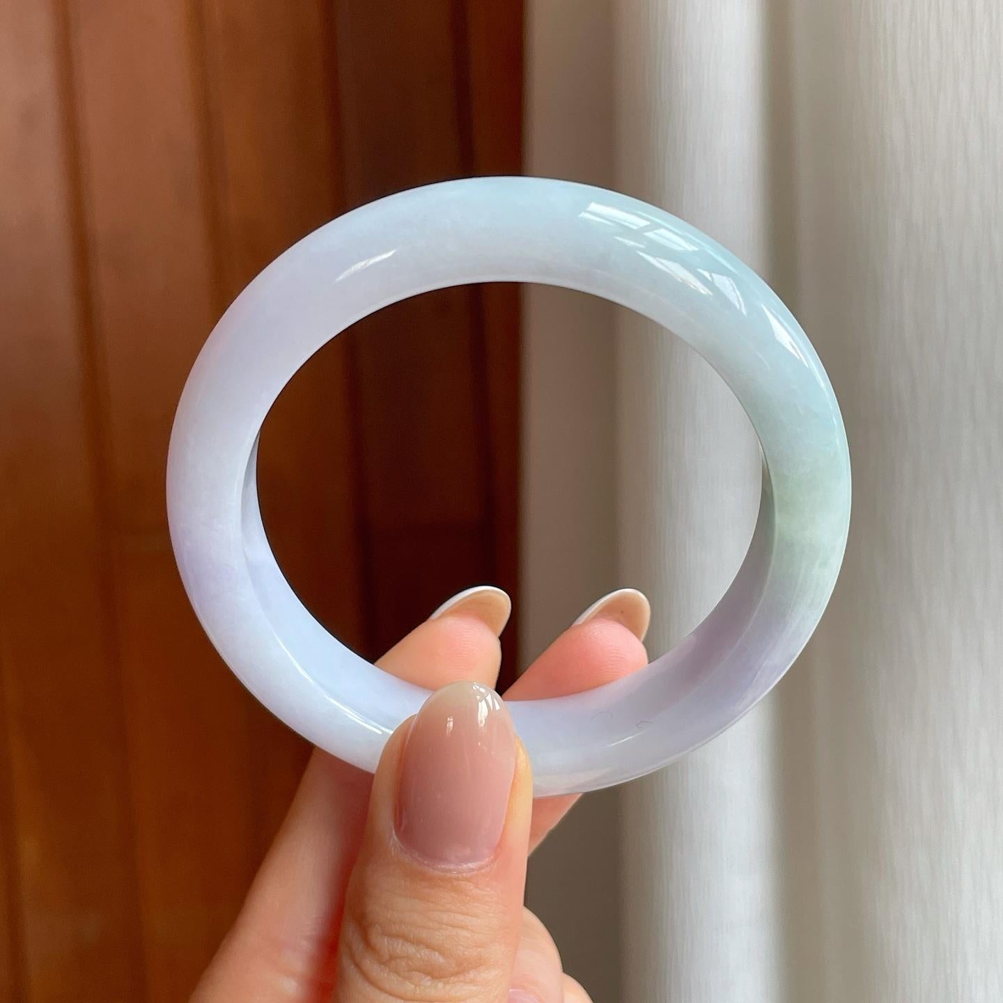 糯冰淡紫底带色翡翠平安镯（51.6mm)（yc373869）