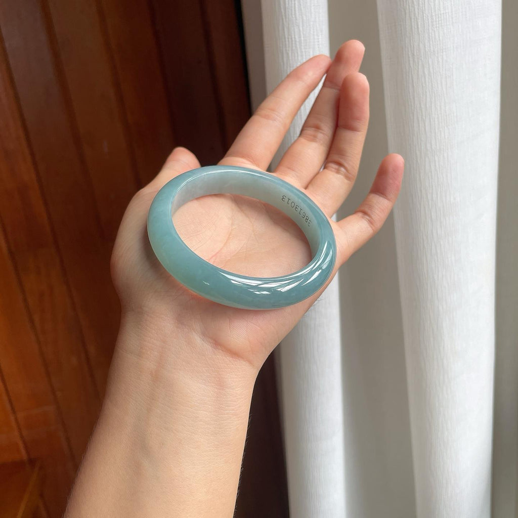 糯冰蓝底翡翠平安镯（56.6mm）（yc249160）