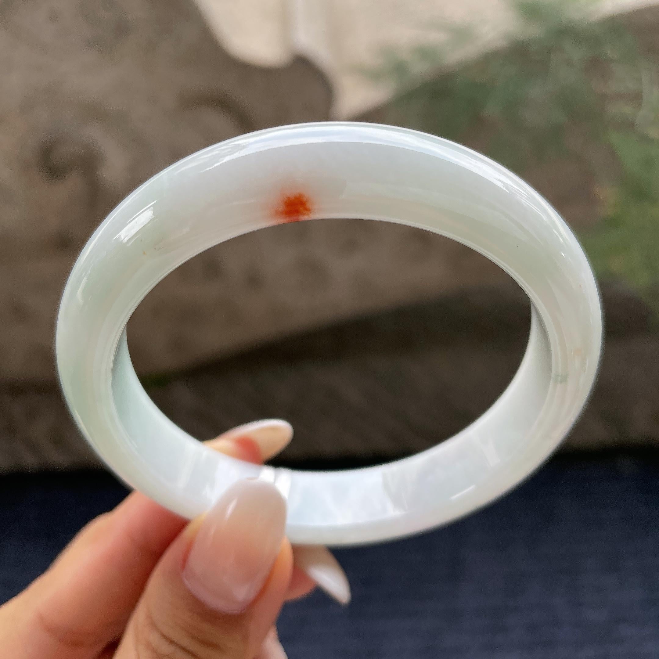 大圈口    细糯种带底色飘红翡正圈平安镯58.5圈       天然缅甸A货翡翠（yc421288）