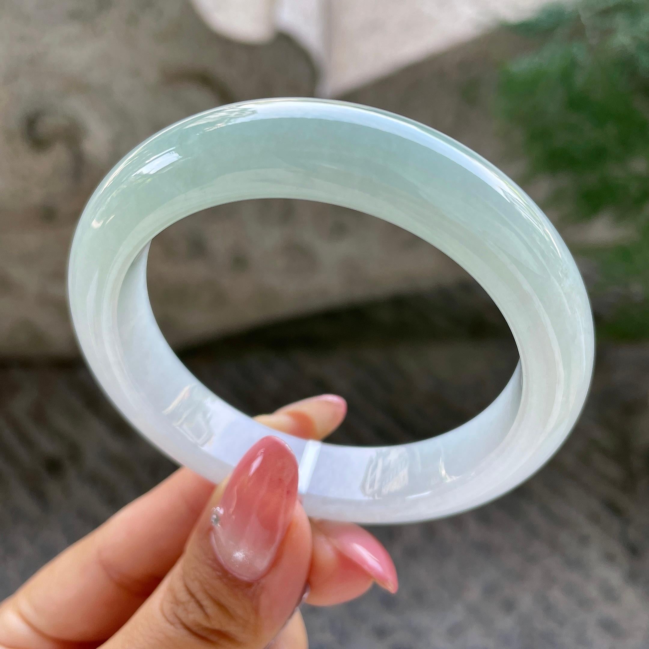 细糯种带底色正圈平安镯53.2圈        天然缅甸A货翡翠（yc431595）