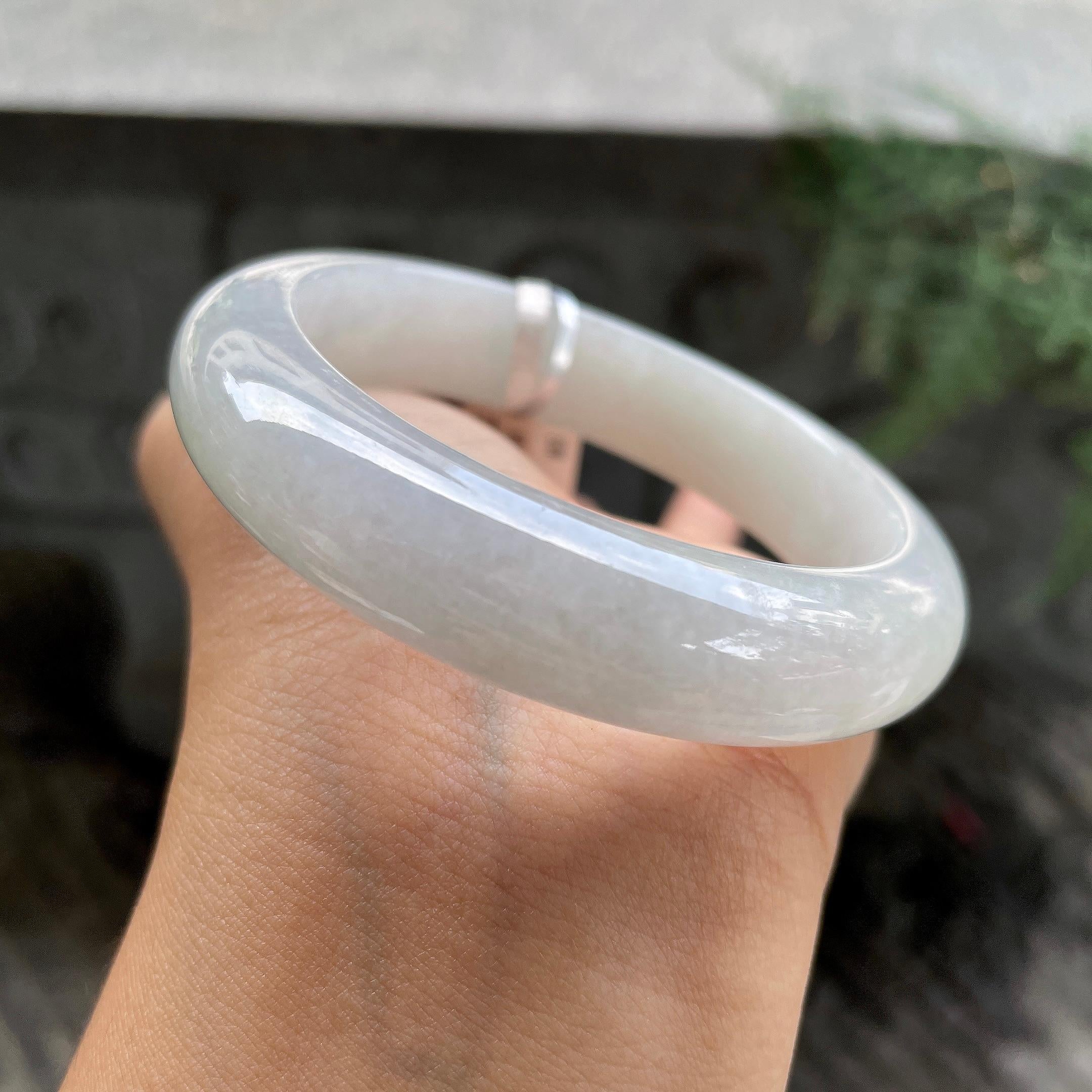 细糯种带底色正圈平安镯55圈         天然缅甸A货翡翠（yc407888）