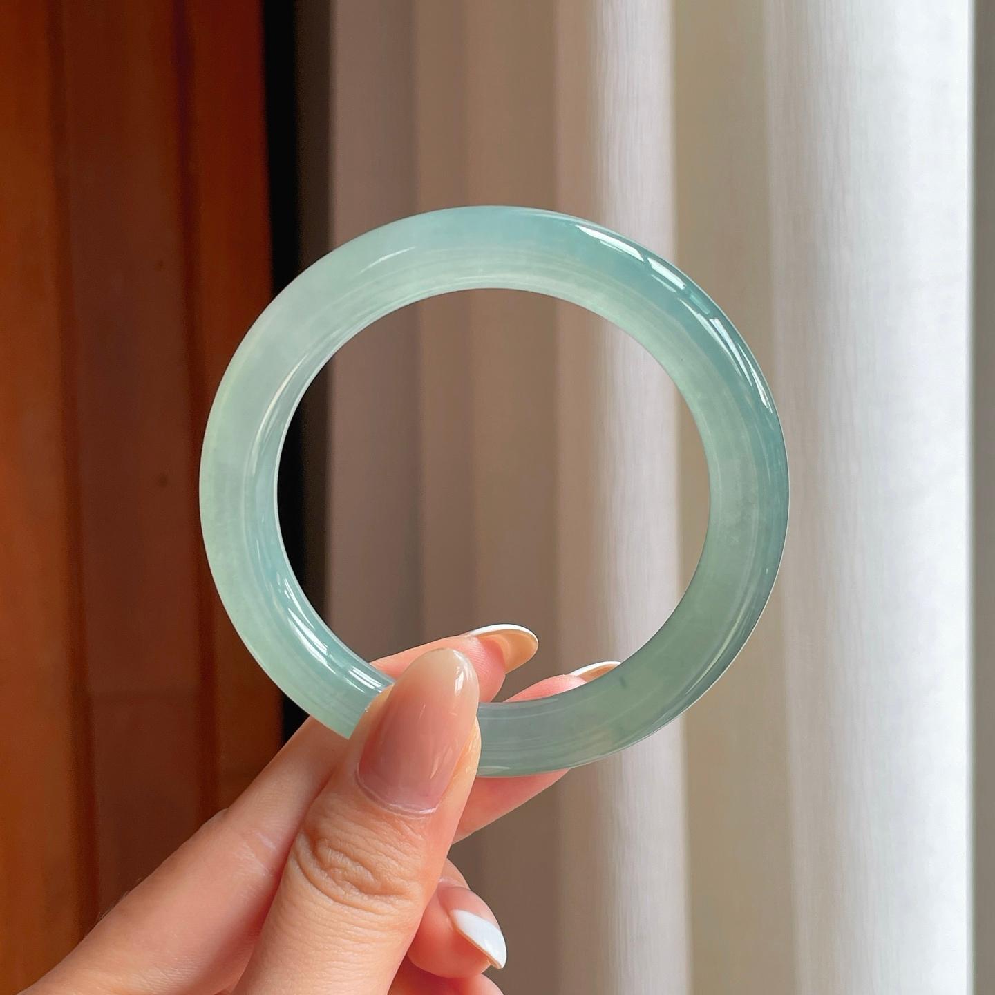 冰种晴底翡翠圆条手镯（54.4mm)（yc388735）