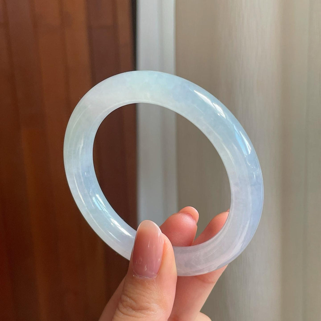 冰种淡底色翡翠圆条手镯（53mm)（yc329561）