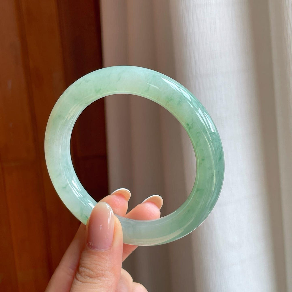 糯冰飘花翡翠圆条手镯（55mm)（yc373297）