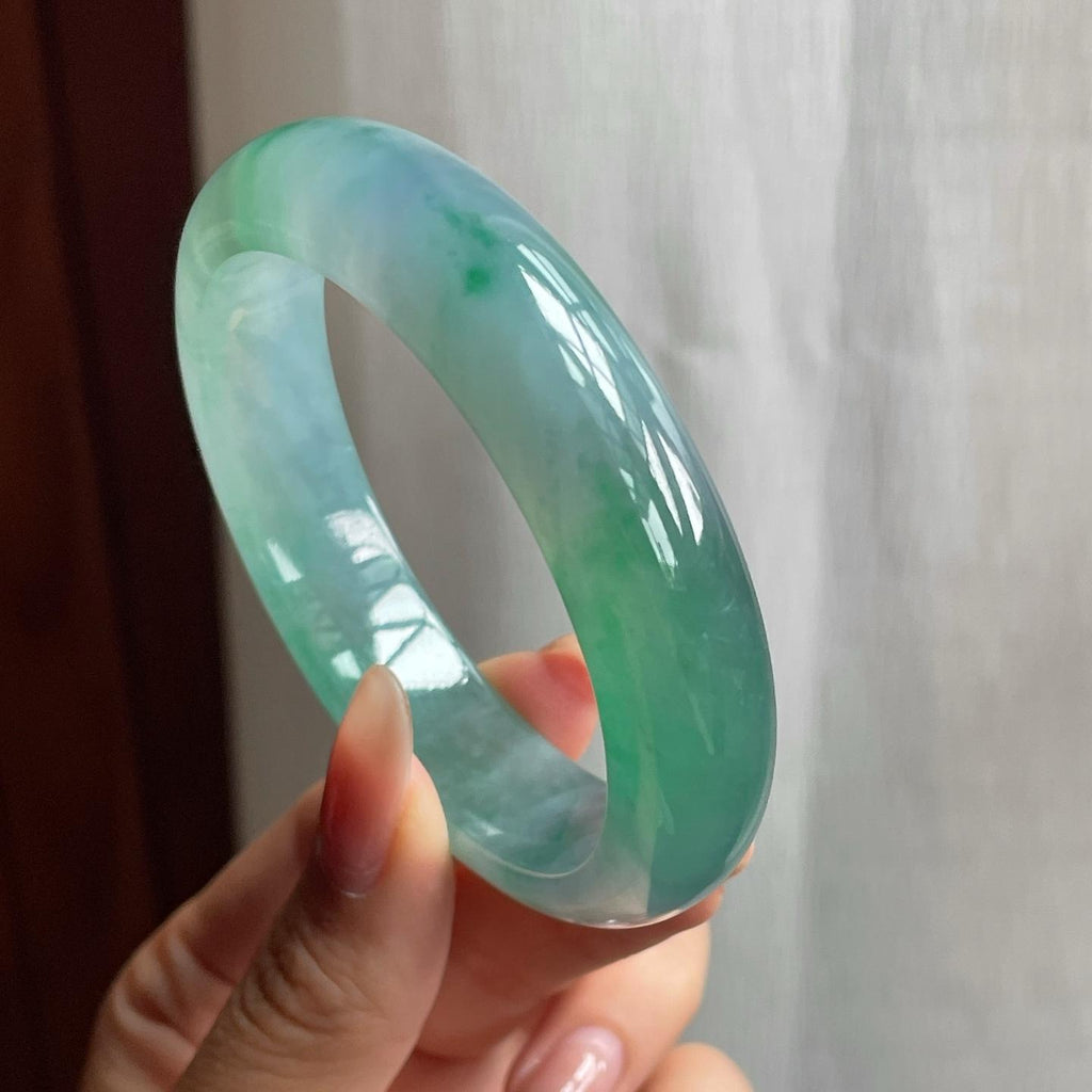 糯冰种春带彩翡翠平安镯（56mm）（yc196574）