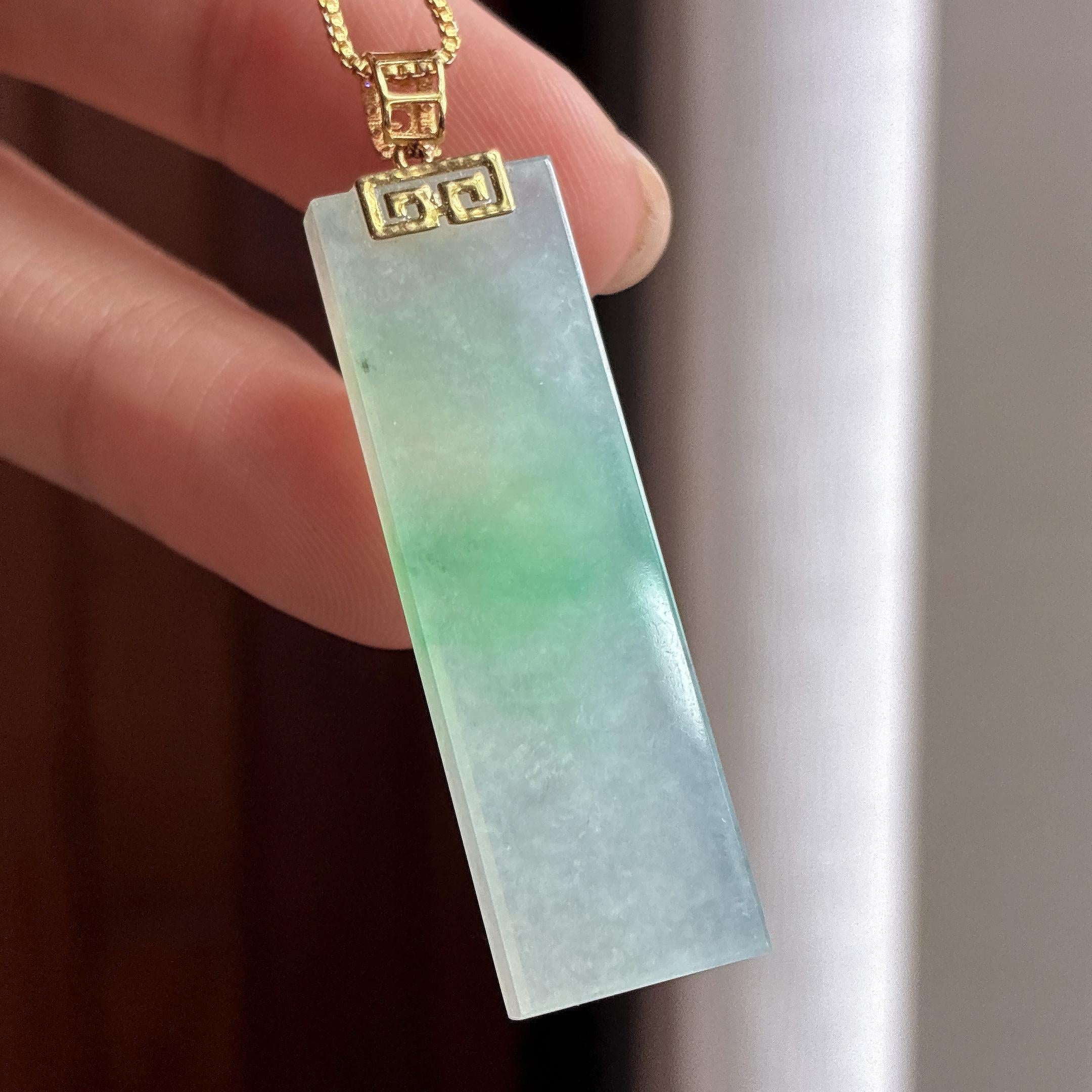 18k金扣糯冰带色无事牌 天然缅甸A货翡翠（yc482058）