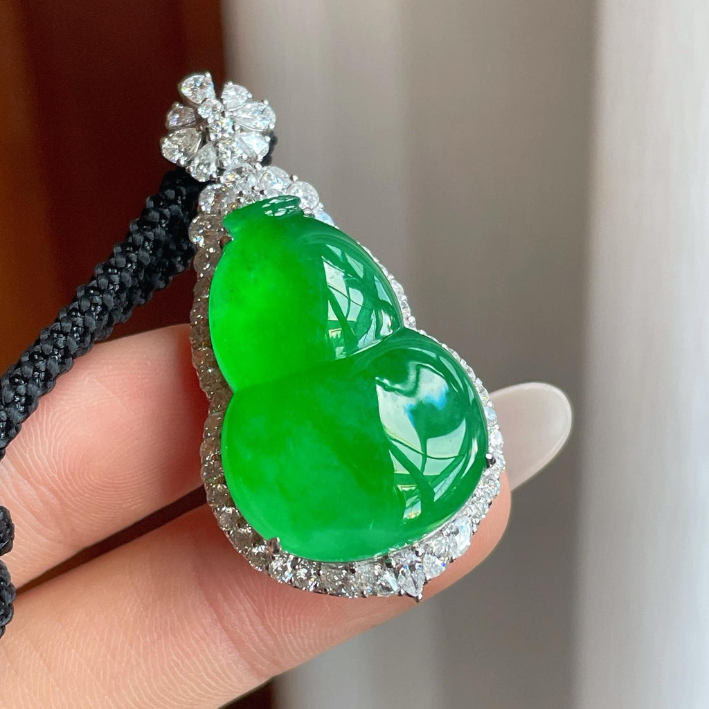 18k金钻镶冰种满绿翡翠葫芦（yc258423）