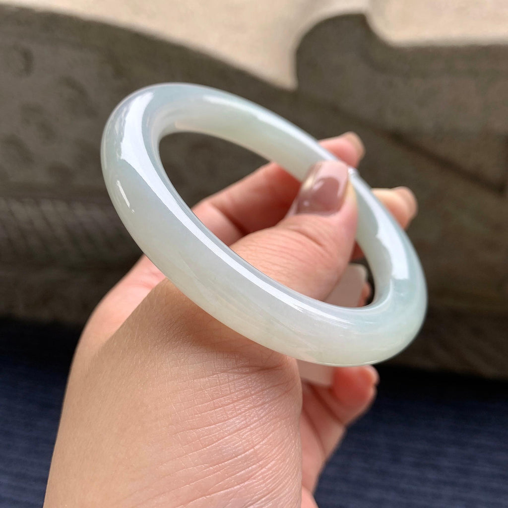 细糯种淡晴底圆条手镯 56圈口 天然缅甸A货翡翠（yc345057）