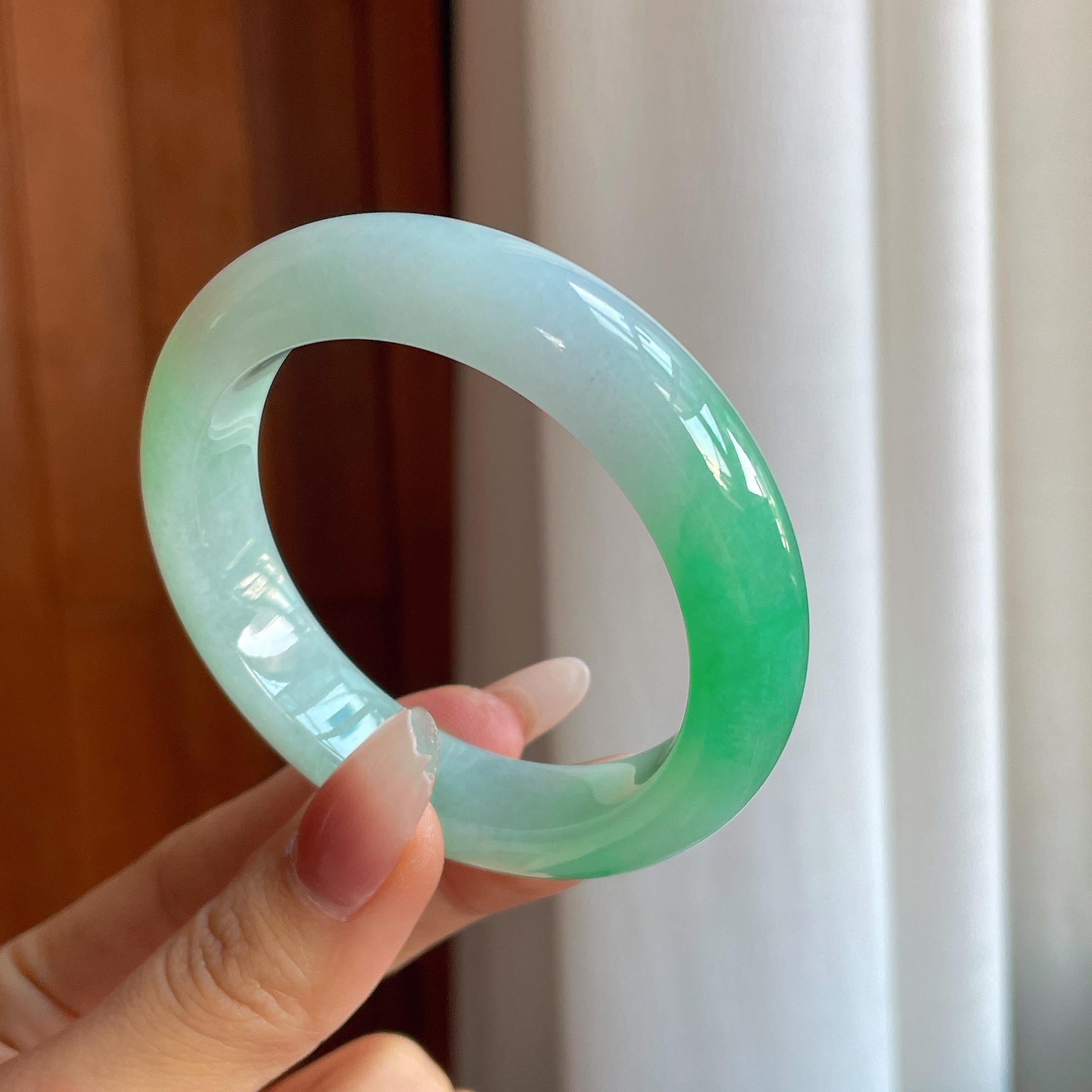 糯冰带色翡翠平安镯（53mm）（yc310373）