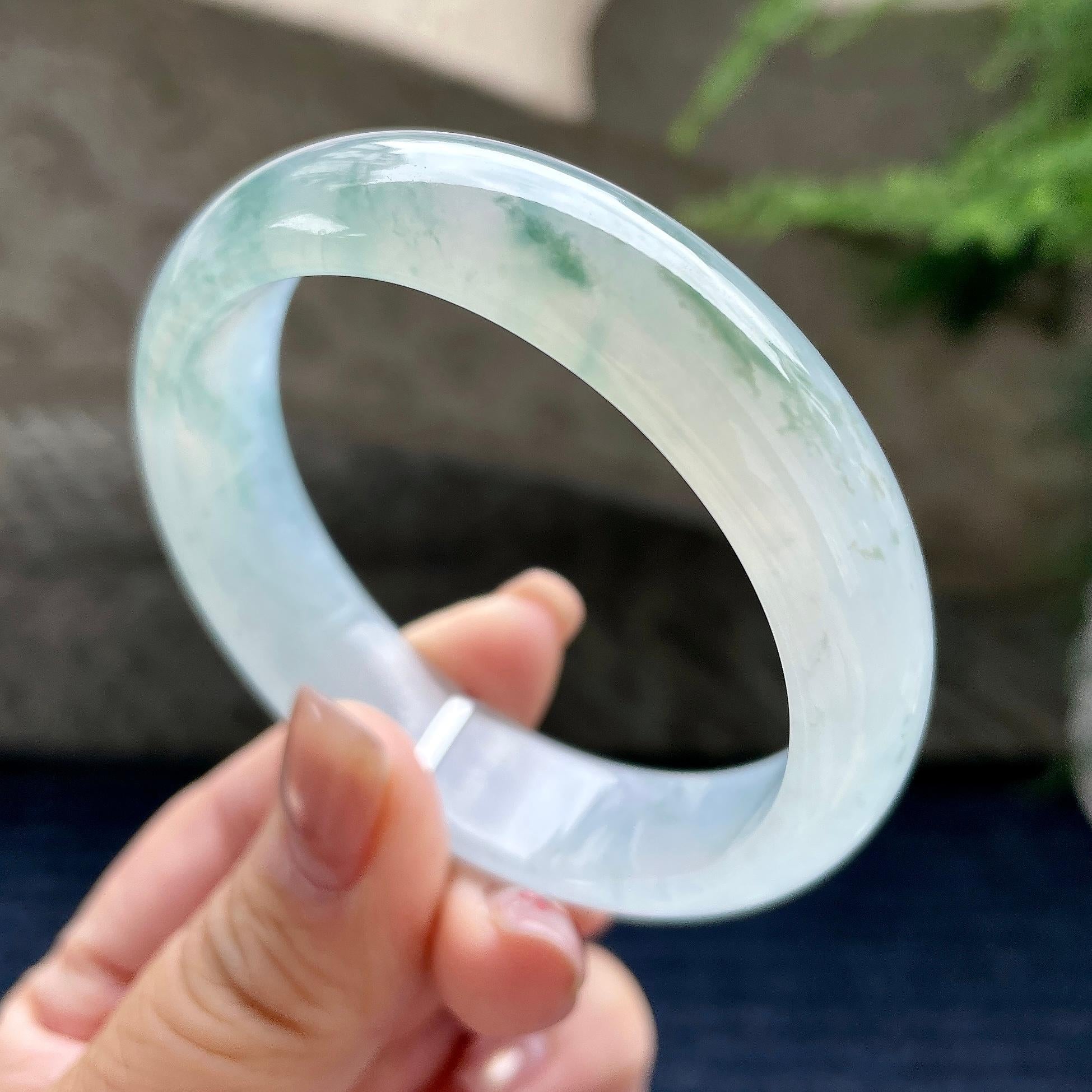 糯冰种飘绿花宽版轮胎手镯 56.6圈口 天然缅甸A货翡翠（yc350652）