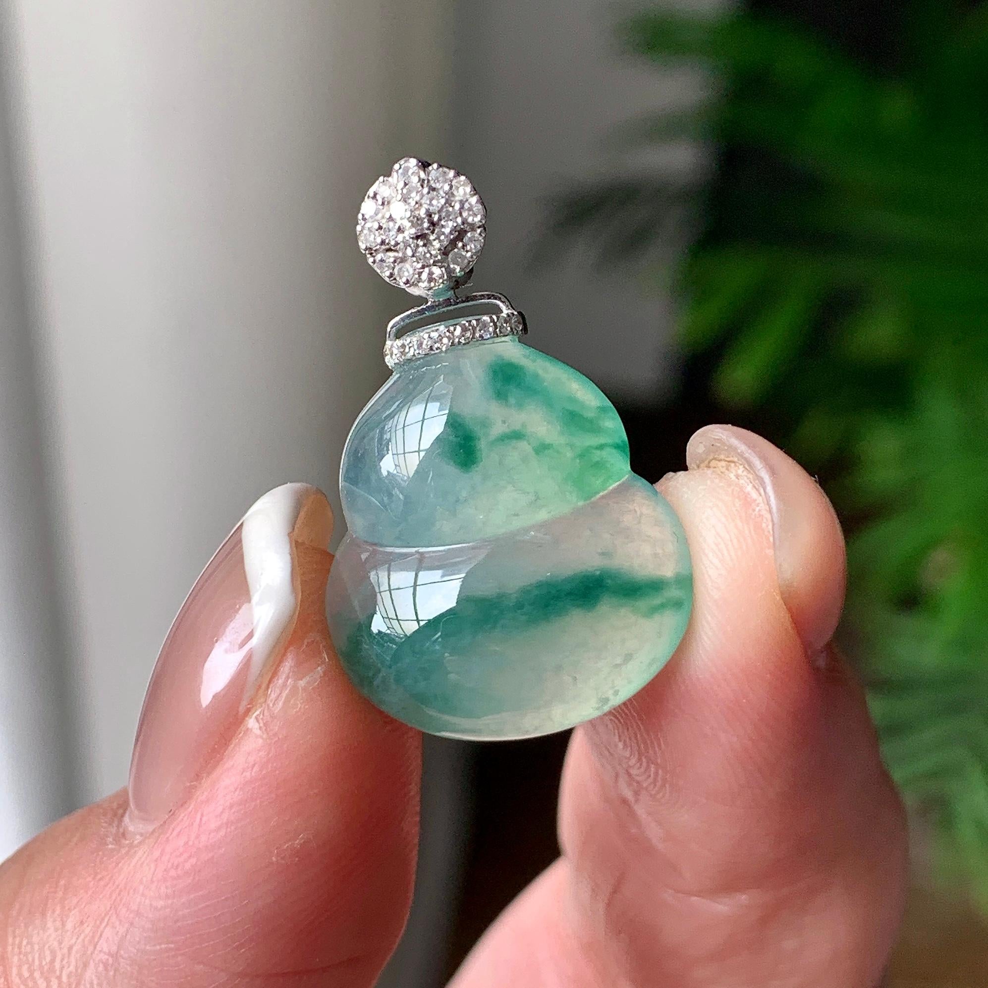 18K金钻镶糯冰种飘蓝花葫芦吊坠 天然缅甸A货翡翠（yc367608）
