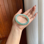 糯冰湖水绿翡翠圆条手镯（53.8mm）（yc354241）