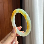 Vòng tay tròn ngọc phỉ thúy màu vàng băng như nếp đặc sắc, size 56, ngọc phỉ thúy tự nhiên loại A Myanmar (yc450850)