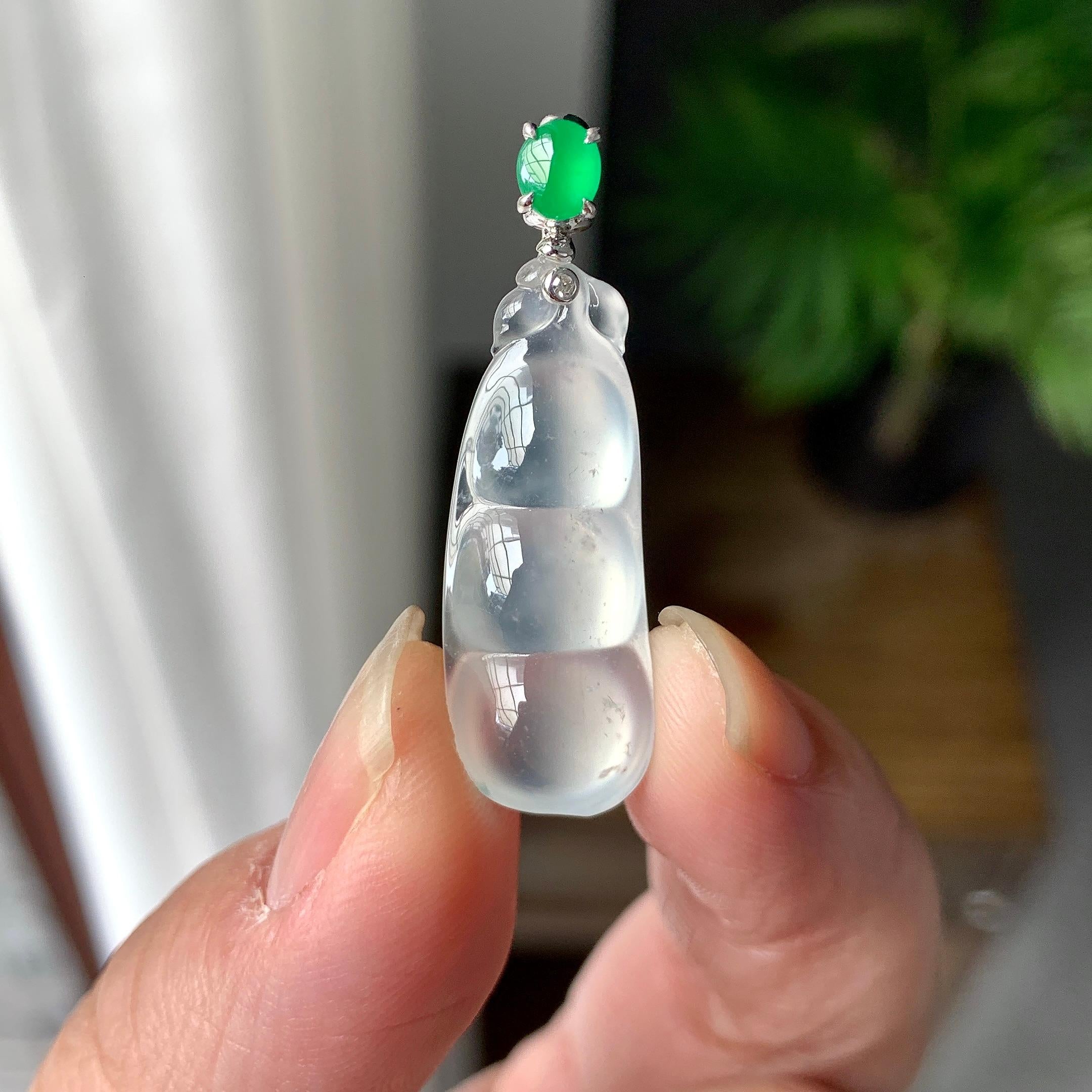 18K金钻镶冰种无色福豆吊坠（yc255618）