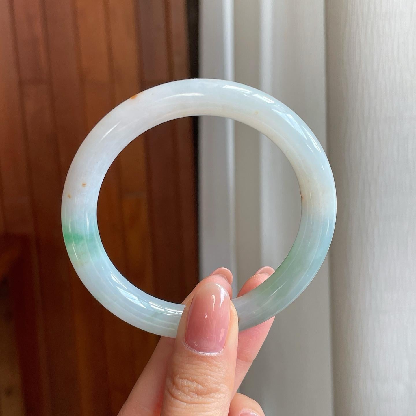 糯冰飘花翡翠圆条手镯（55mm)（yc323655）
