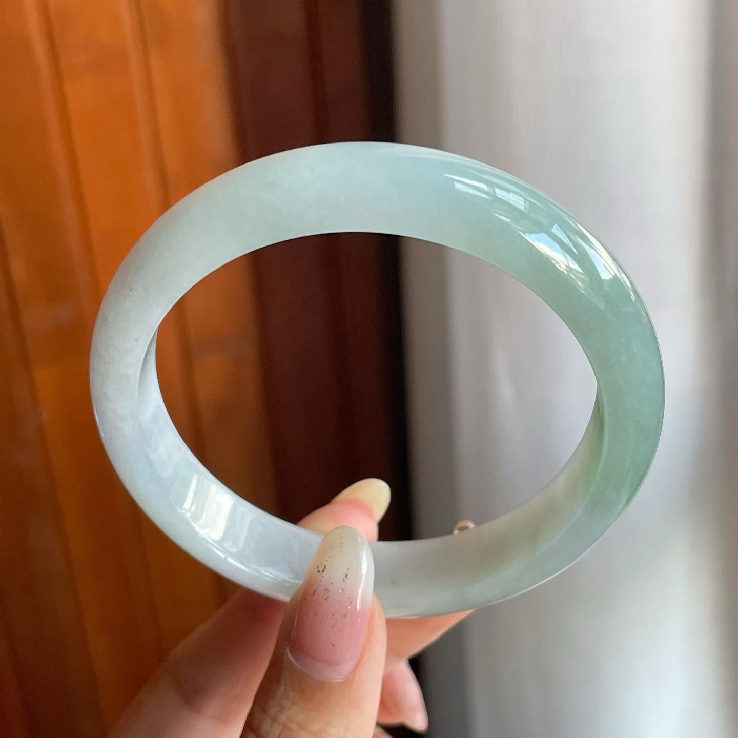 糯冰种带底色翡翠平安镯（58.8mm）（yc220803）