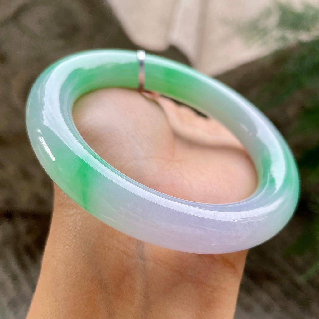 大圈口   细糯种春彩圆条手镯59.4圈    天然缅甸A货翡翠（yc351393）