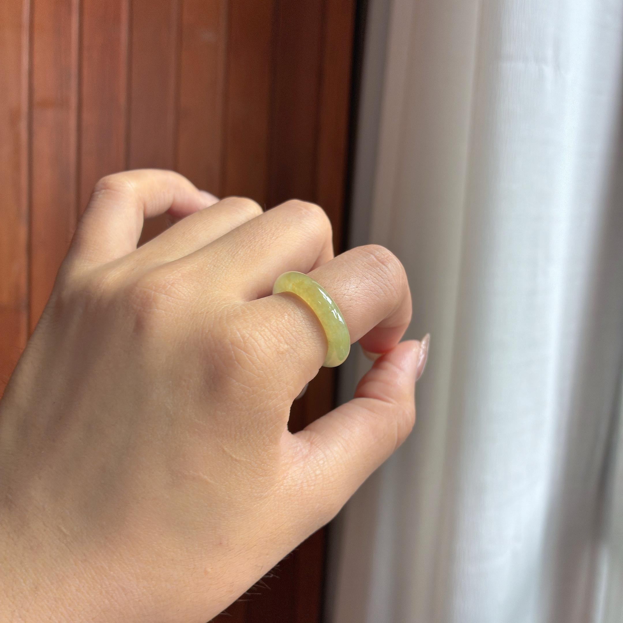 糯冰黄翡戒圈 天然缅甸A货翡翠（yc461113）