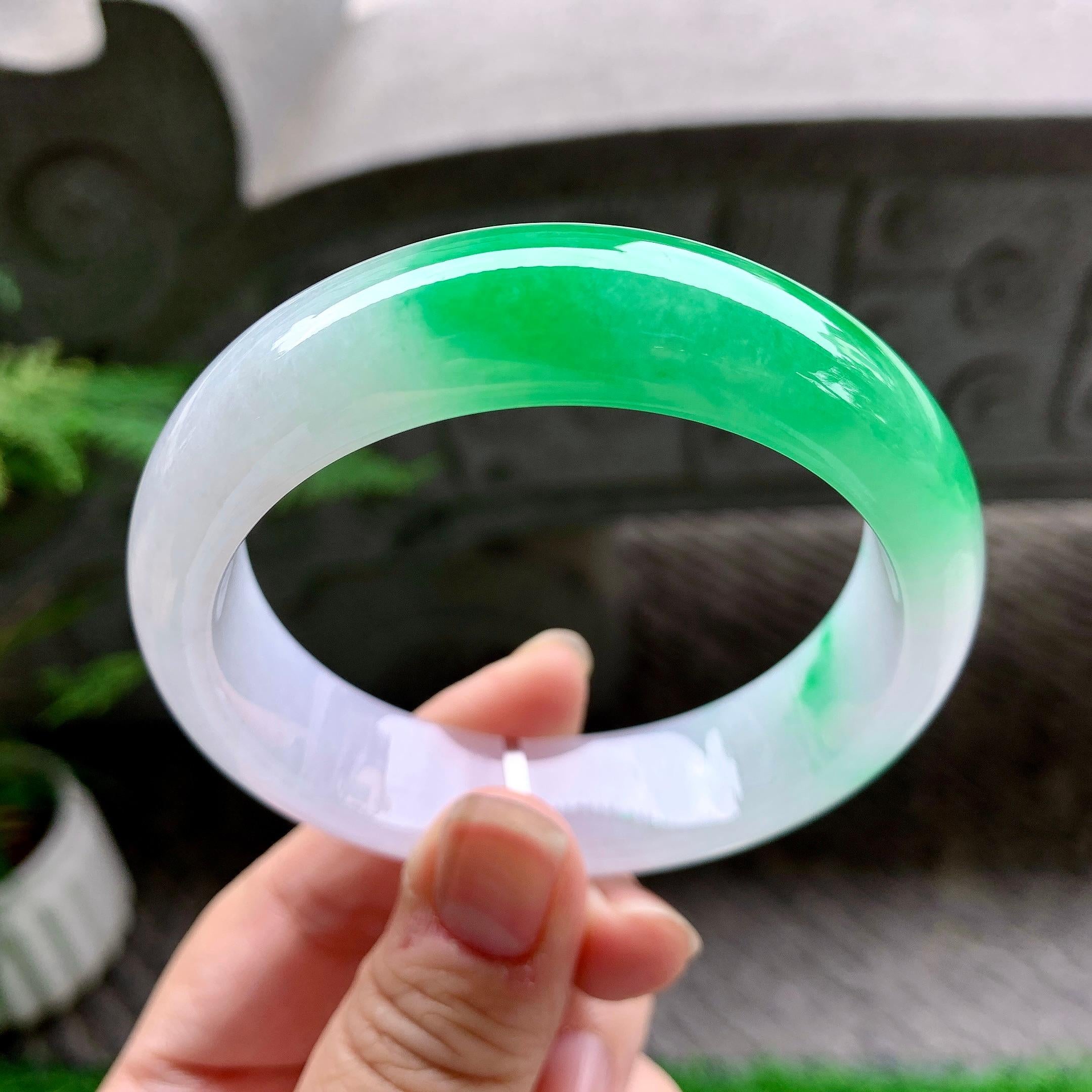 糯冰种飘阳绿宽版轮胎手镯（58.7mm）（yc253724）