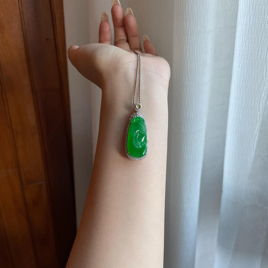 18k金钻镶糯冰种满绿翡翠如意（yc266562）