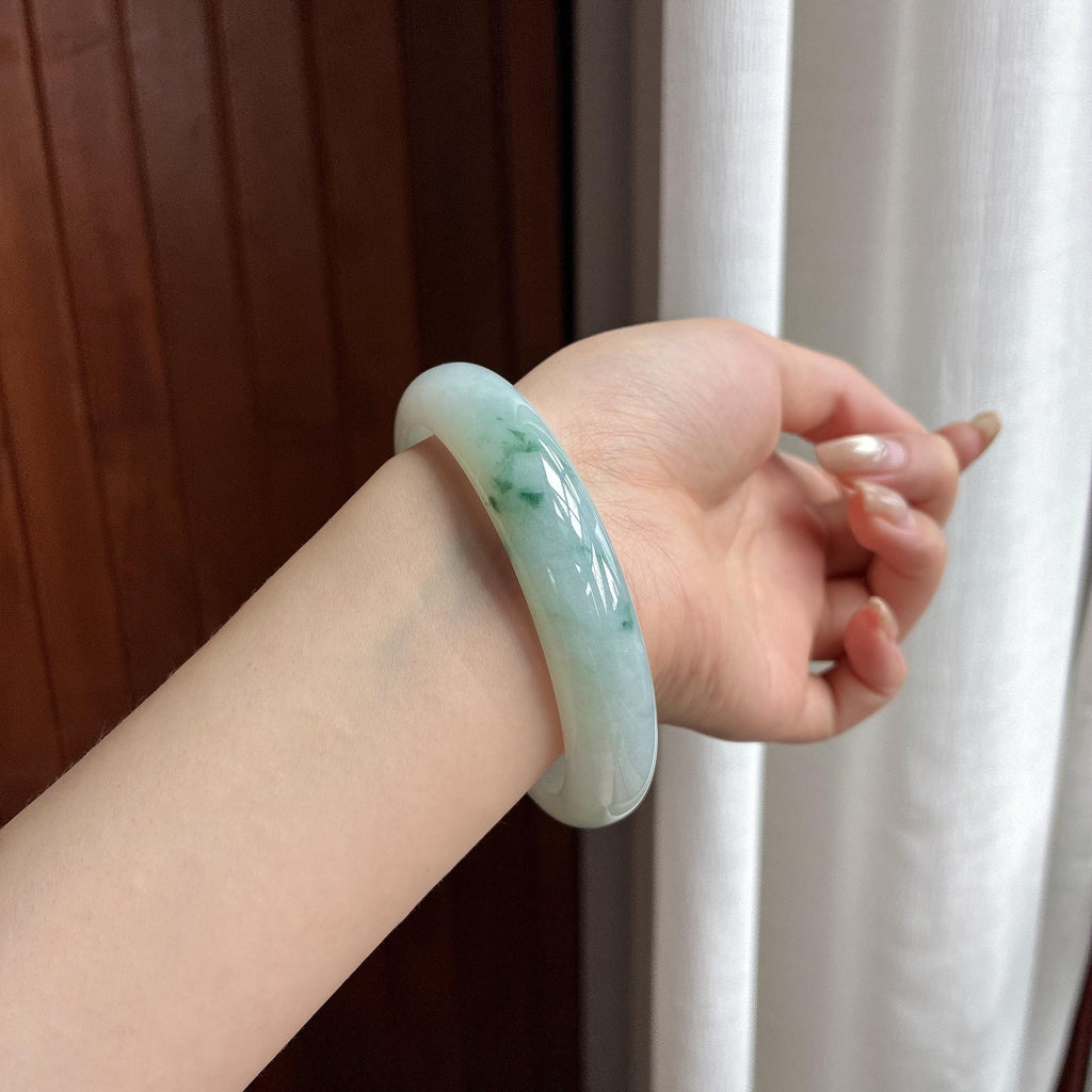 大圈口 细糯种飘花正圈平安镯 62圈 天然缅甸A货翡翠（yc466363）