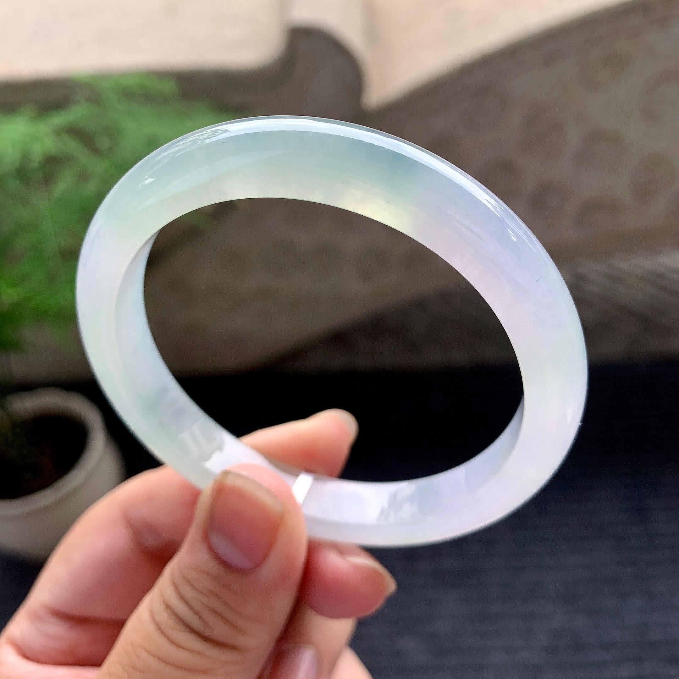 糯冰种淡春彩平安镯（57.3mm）（yc195934）